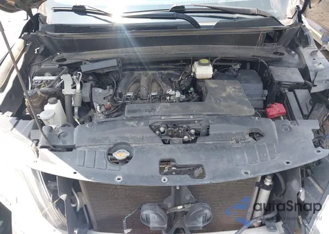 2015 Nissan Pathfinder Sl z USA, uszkodzony, nr VIN 5N1AR2MN7FC645047